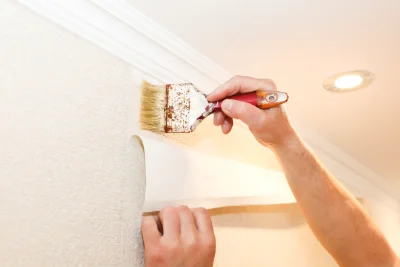 Pose de papier peint à Randan — revêtements muraux et toiles de verre